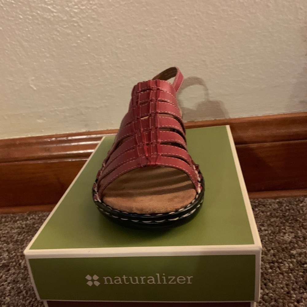 Naturalizer Sandal - Picture 3 of 3